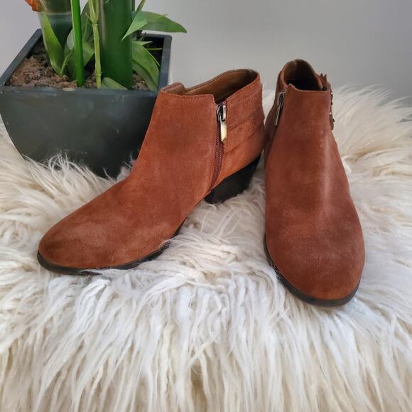 Sam Edelman Brown Suede Petal Booties Ankle Boots 7 - Picture 1 of 11